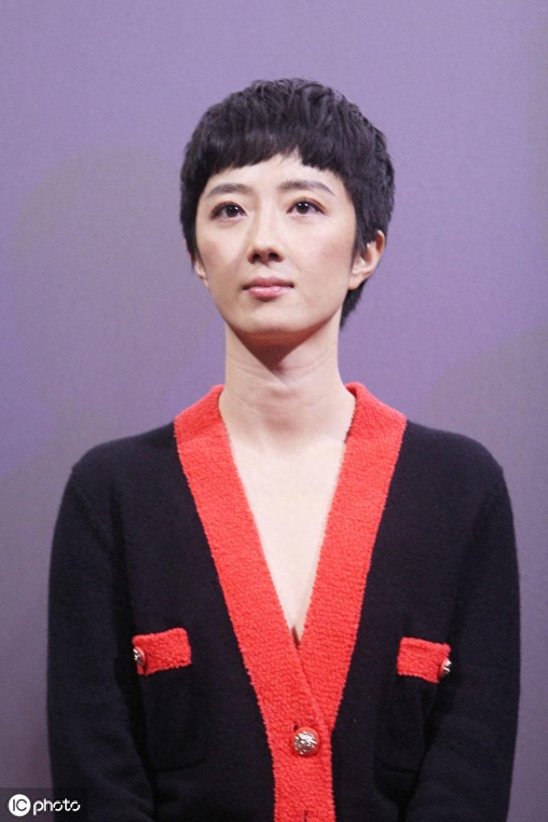 极度舒适！胡歌与桂纶镁组cp圈粉无数，现场互动默契满分