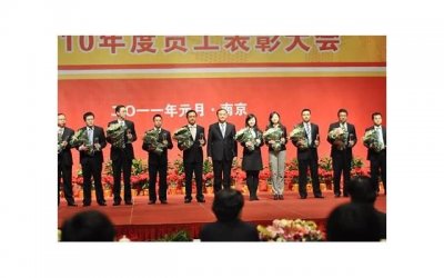 ​约女生出来被拒绝怎么办(怎么约女生出来玩她不会拒绝)