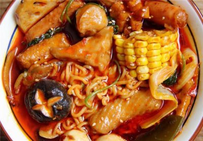 ​全国最有名的四家麻辣烫，张亮原来是杨国福的外甥，你都吃过吗？