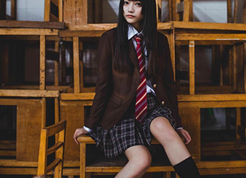 内心痛苦怎么走出来（如何从痛苦中解脱出来）