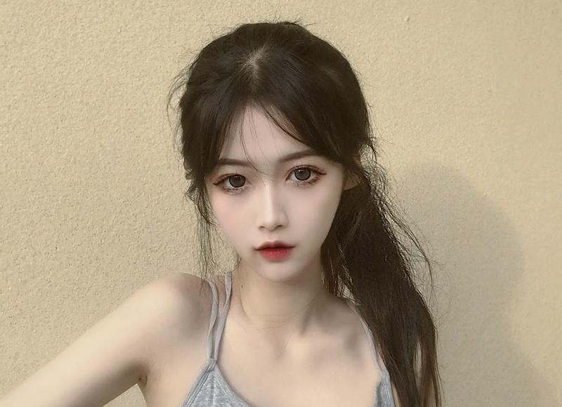 女王发言抖音文案（女王发言抖音文案怎么写）