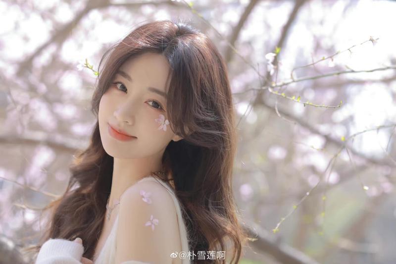 触发了女孩子的防泡雷达怎么破解。