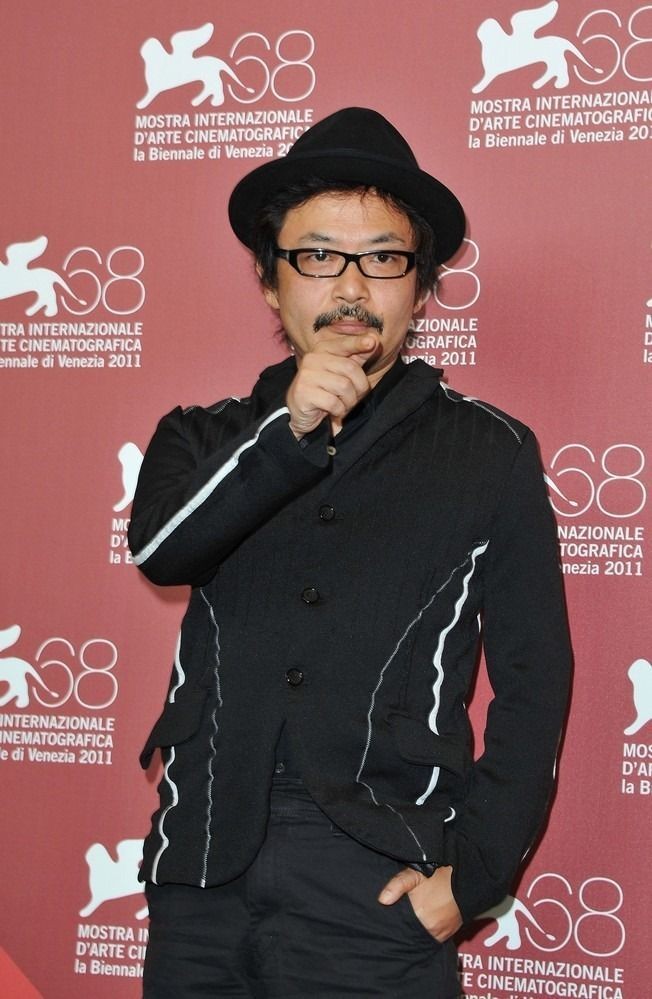 园子温个人资料写真作品