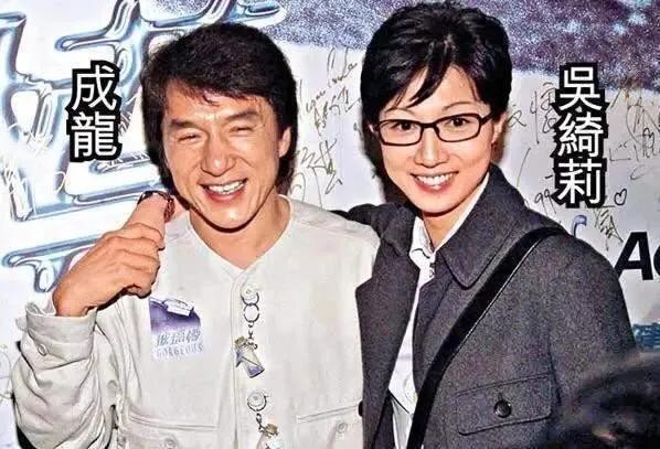 成龙为什么不认女儿 ?