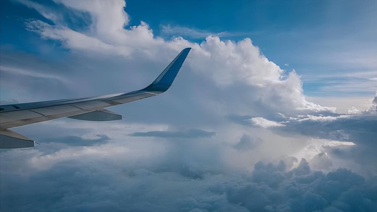 影响飞机飞行速度的因素有哪些（飞机每秒飞行多少千米）