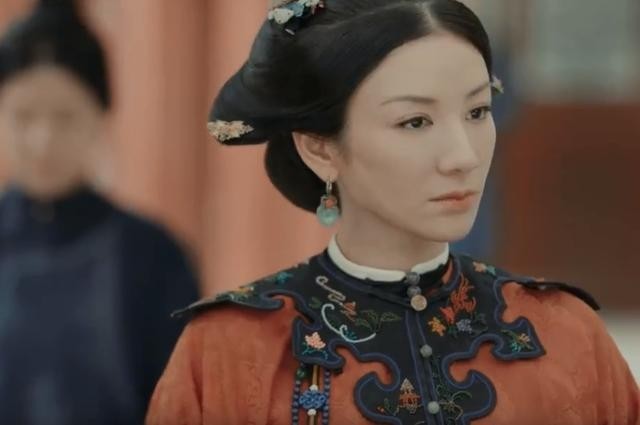 杨蓉整容了吗（杨蓉演十几岁少女全靠滤镜撑着）