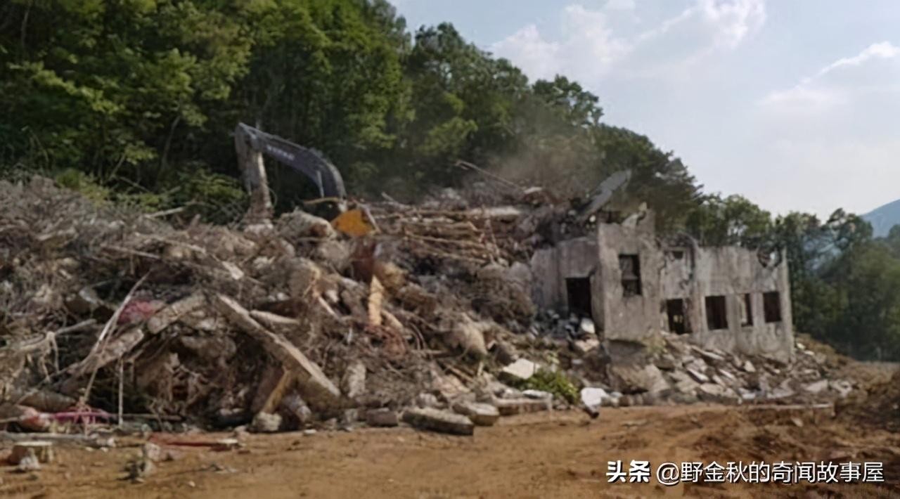 昆池岩真实事件是真的吗（韩国恐怖片《昆池岩》背后真实故事）-