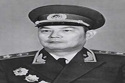 ​参谋长在部队中的地位到底有多大？