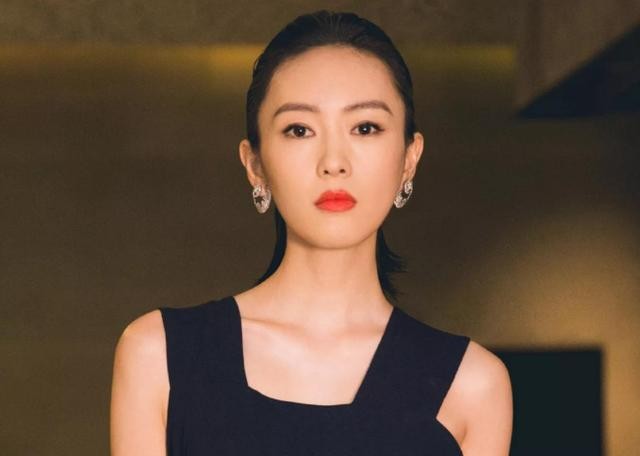 小章子怡童瑶身高体重(小章子怡童瑶初恋张默)(3)