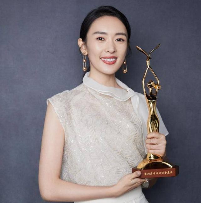 小章子怡童瑶身高体重(小章子怡童瑶初恋张默)(24)