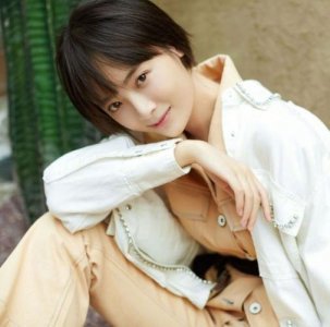 ​孙铱的真实年龄，梁洁个人资料简介哪里人