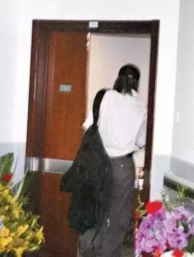 言承旭颁奖典礼现场（金曲奖颁奖典礼）(9)