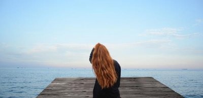 ​女生对感情迟钝的表现