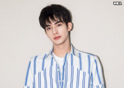 ​宋威龙被扒恋爱传闻，女方资料被扒