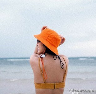 ​泰国甜心Noona与小男友合体潜水化解矛盾争执，海边尽显你侬我侬