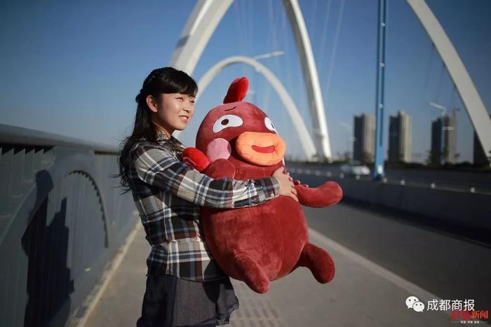 人物 | 苏大强表情包刷爆朋友圈！创作者：无心插柳，大红老师演得...