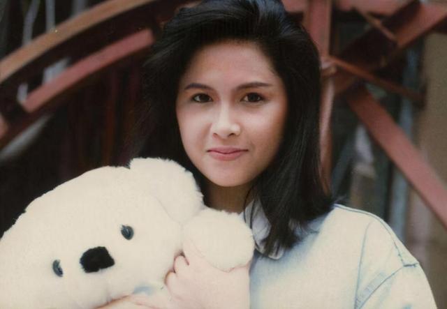 蒙嘉慧郑伊健的现状（蒙嘉慧选择长居日本）(6)