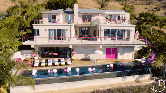 小芭比娃娃的卧室（芭比娃娃60岁了）(2)