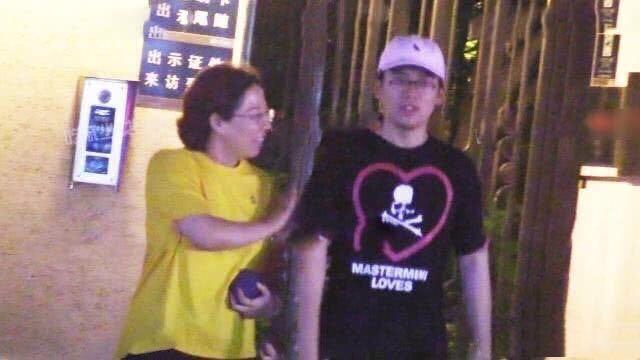 郭麒麟生母胡中惠现在怎么样了（郭麒麟探望生母胡中惠）(12)