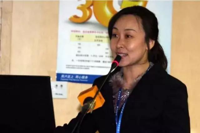 孟晚舟的两次婚姻现任丈夫小几岁（48岁孟晚舟婚史结婚2次）(5)