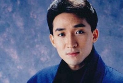 ​名气不输郭富城的张立基，为情所困，隐居内地13年后，现再度复出