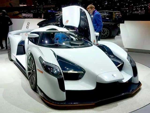 世界名车排名前十名迈巴赫多少钱（世界名车排名前十名）