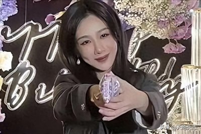 ​杨紫新剧路透曝光，脸型大变样，这是又“整”了？网友：还我小雪