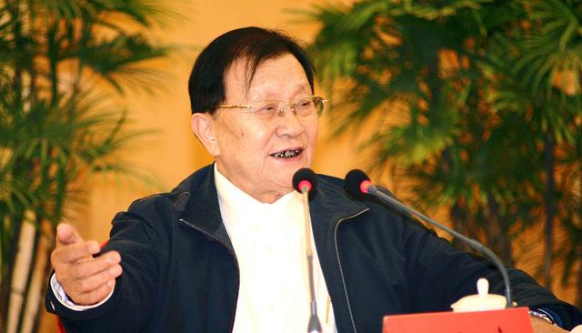 华西村如何发展起来的（华西村蜕变的苏南模式）(2)