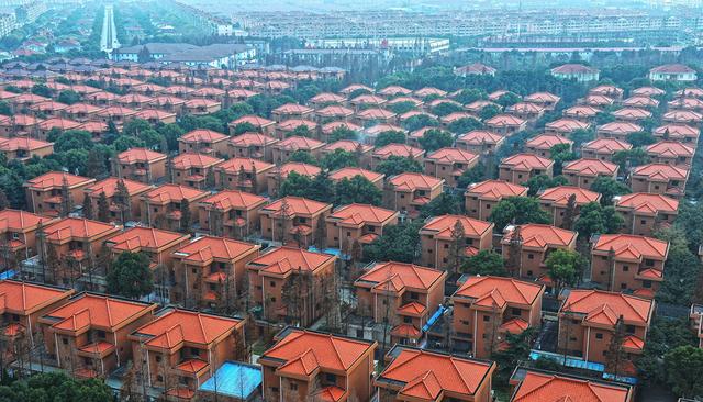 华西村如何发展起来的（华西村蜕变的苏南模式）(5)