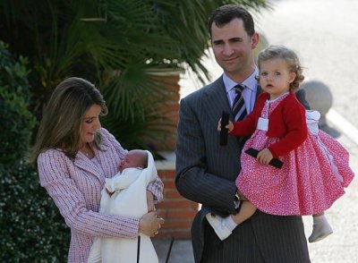 ​一篇看完 II 西班牙的索菲亚，波旁小公主女大十八变