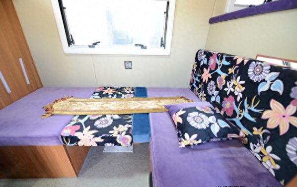 实拍自行式C型房车，一汽佳宝T80房车，仅售15.98万