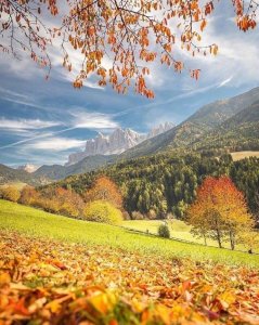 ​中世纪魔幻电影大片实景，徒步探险的天堂，纯粹绝美的大自然