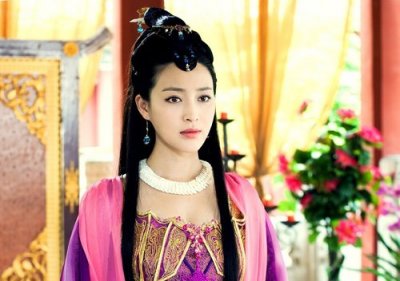 ​甘婷婷内衣照未经处理照艺术照 照片被疯狂转发