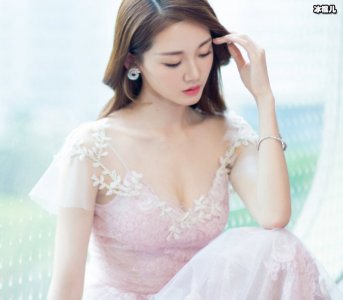 ​演员苗苗的真实姓名 她与郑恺是如何在一起了恋爱史曝光