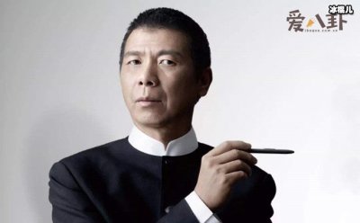 ​冯小刚王宝强关系起底，为何冯小刚称后悔捧红王宝强？