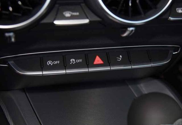 奥迪TT怎么样开起来舒服吗，奥迪TT适合什么人开-