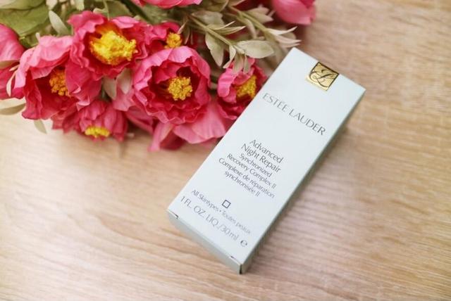 雅诗兰黛特润修护肌透精华露测评（冬季夜间修护肌肤）(1)