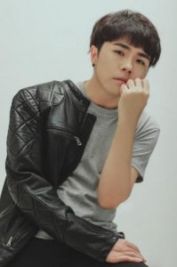 ​韦琪做客酷狗首唱会 陈皓宸现场打call