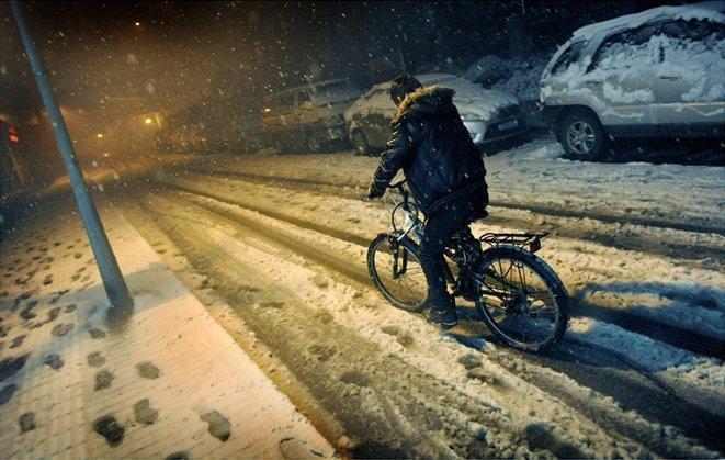 读狗肉将军张宗昌的这首诗, 能惊得李白掩面, 气得鬼神吐血