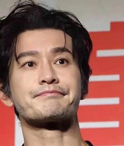 ​黄晓明卑微道歉后新片票房扑街，因为他犯了，中国人忌讳的3雷区