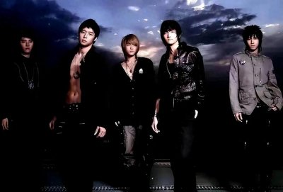 ​金在中：遗弃孤儿到顶流巨星的华丽蜕变