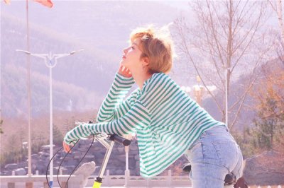 ​李萌萌个人资料简介 并未透露过自己的家庭情况