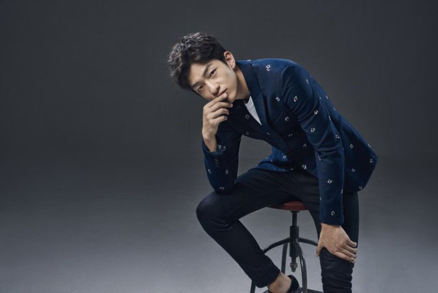 盘点十大单眼皮的男明星(那些单眼皮男明星)