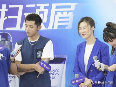 ​奥运冠军同框！张继科空降深圳大方互动 丁宁不时大笑雪肤抢眼