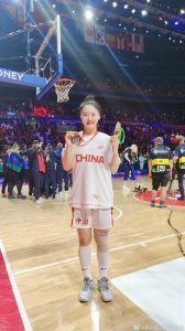 ​武桐桐：感谢团队每个人的付出，这一刻我真的感恩