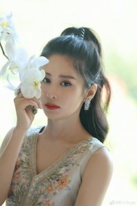 ​颖儿回应全素颜出演罕见病人：为角色服务是本分