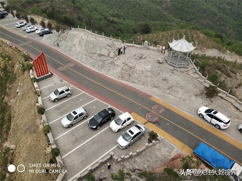 涉县最美的公路（圣福天路）一路风光秀丽，睛空万里，白云朵朵