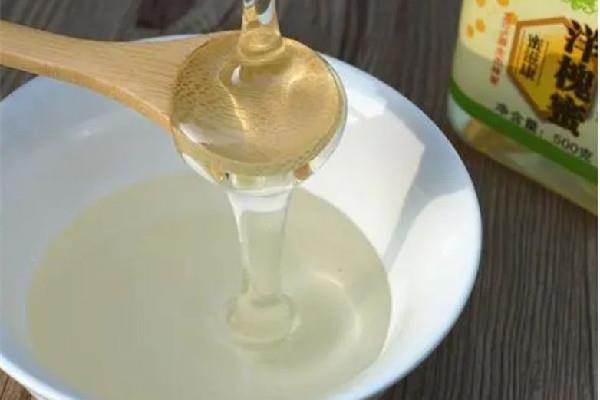 槐花蜜可以空腹喝吗 槐花蜜什么时候喝最好 槐花蜜可以空腹喝吗 槐花蜜什么时候喝最好