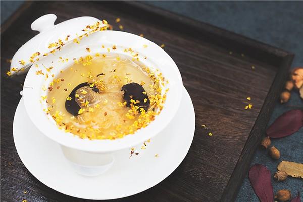 燕窝能丰胸吗 燕窝可以美白皮肤吗 燕窝能丰胸吗 燕窝可以美白皮肤吗