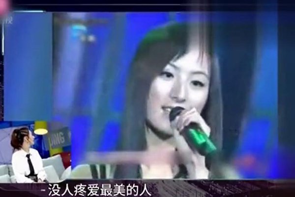 薇娅整容前后照片 和早期的照片相比确实有变化